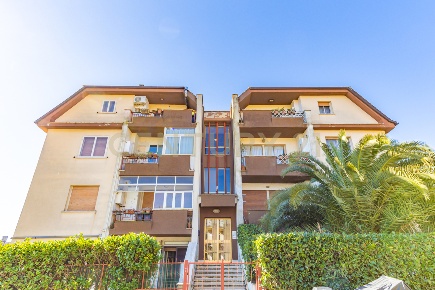 Foto Appartamento in Via Sardegna 7, Ronciglione Trieste - Coppedè di 79 m²