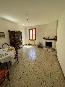 Foto Appartamento a Bolano di 110 m² con 4 locali in vendita