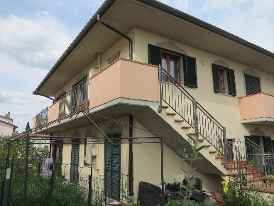 Foto Appartamento a Roccastrada Ribolla di 70 m² con 3 locali in vendita