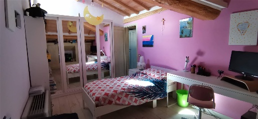 Foto Villa unifamiliare a Chiusi Centro di 210 m² con 8 locali in vendita