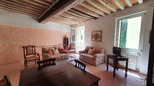 Foto Appartamento a Castelnuovo Berardenga Centro di 85 m² con 4 locali