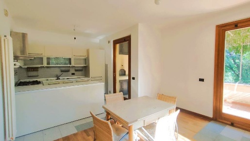 Foto Villa bifamiliare a Chiusi di 160 m² con 9 locali in vendita
