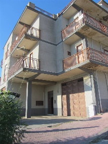 Foto Appartamento a Naro di 150 m² con 8 locali in vendita
