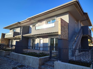 Foto Appartamento a Terno d'Isola Carvisi-cabanetti di 95 m² con 3 locali