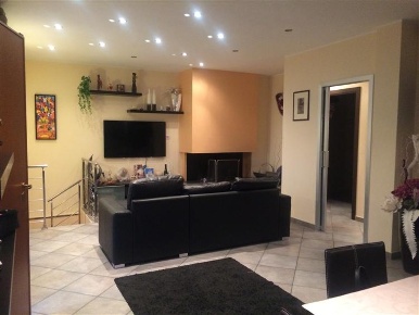 Foto Appartamento a San Gimignano Semicentro, Zona Stadio di 80 m²