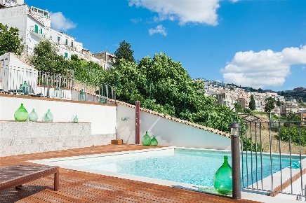 Foto Appartamento in Via Vittorio Veneto  51, Minervino Murge di 120 m²