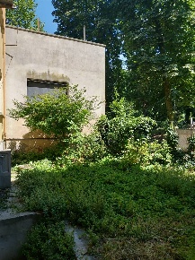 Foto Appartamento a Gonzaga Centro di 171 m² con 6 locali in vendita
