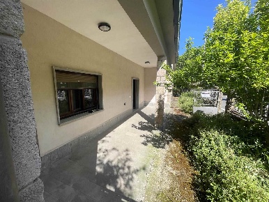 Foto Appartamento a Roccastrada di 119 m² con 7 locali in vendita