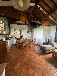Foto Villa unifamiliare a San Gimignano di 120 m² con 5 locali in affitto