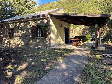 Foto Villa unifamiliare in Strada comunale via Giovanni Romito, di 50 m²