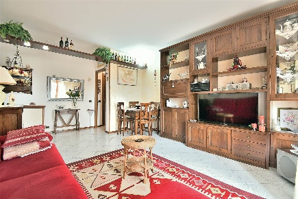 Foto Appartamento in Via Fabbri, Monteroni d'Arbia Centro di 102 m²