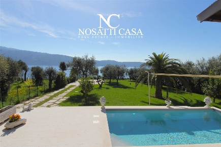 Foto Villa unifamiliare in Via san Giorgio, Toscolano-Maderno di 130 m²