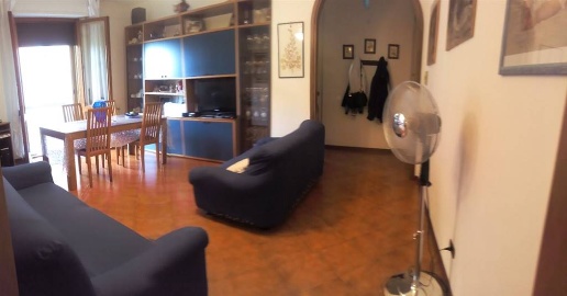 Foto Appartamento a Chiusi Centro di 85 m² con 5 locali in vendita