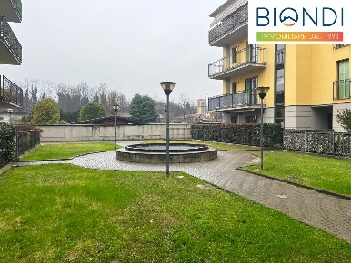 Foto Appartamento in Via Castegnate, Terno d'Isola Centro di 80 m²