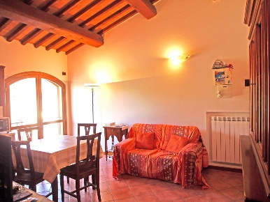 Foto Appartamento a Castelnuovo Berardenga Centro di 65 m² con 3 locali