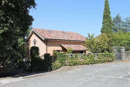 Foto Villa unifamiliare in Via Vittorio Emanuele III, Soriano nel Cimino