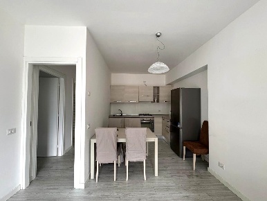 Foto Appartamento in Viale Maloggia 49, Chiavenna Centro di 77 m²