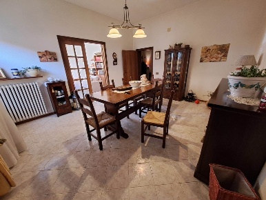 Foto Appartamento a Torrita di Siena Centro di 170 m² con 6 locali