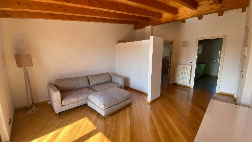 Foto Appartamento in VIA ROMA 193, Calusco d'Adda di 96 m² con 3 locali