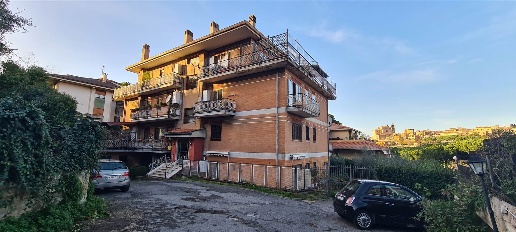 Foto Appartamento in VIA TUSCOLO 8, Monte Porzio Catone Centro di 140 m²