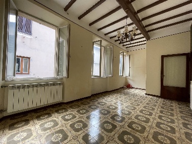 Foto Appartamento a Massa Marittima Centro di 120 m² con 5 locali