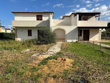 Foto Villa a schiera a Campofelice di Roccella di 75 m² con 2 locali