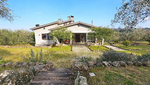 Foto Villa unifamiliare in strada valle leva, Soriano nel Cimino in vendita