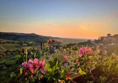 Foto Appartamento a Castagneto Carducci Centro di 100 m² con 6 locali