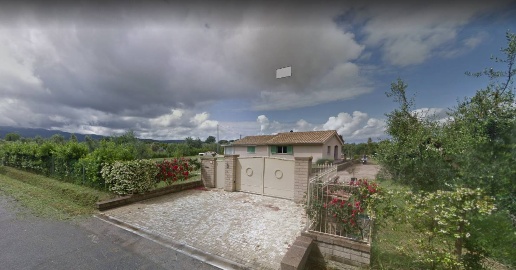Foto Villa unifamiliare a Castagneto Carducci di 155 m² con 7 locali