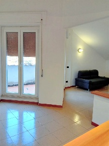 Foto Appartamento in Via Aldo Moro 72, Ceprano Centro di 90 m² con 5 locali