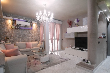 Foto Appartamento in Via Treviglio 626, Fara Gera d'Adda Centro di 95 m²