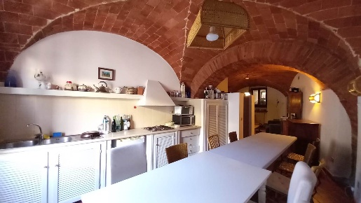 Foto Appartamento a Castagneto Carducci Centro di 65 m² con 3 locali