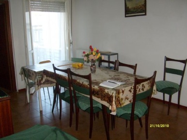 Foto Appartamento a Luni di 75 m² con 4 locali in vendita