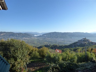 Foto Appartamento a Vezzano Ligure di 45 m² con 3 locali in vendita