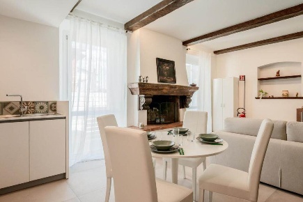 Foto Appartamento a Luni Casano Dogana Isola di 65 m² con 3 locali