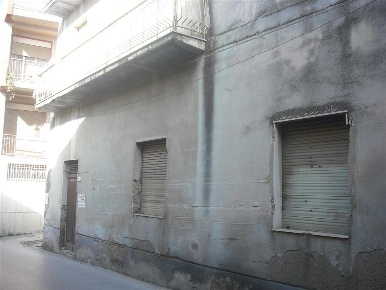 Foto Appartamento in via diaz, Naro di 130 m² con 8 locali in vendita