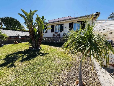 Foto Villa bifamiliare in viale san francesco  4, Campofelice di Roccella