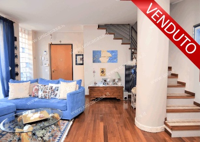 Foto Villa a schiera a Fara Gera d'Adda Centro di 88 m² con 5 locali