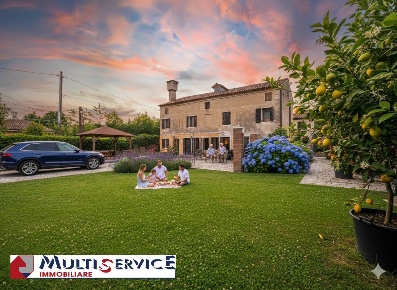 Foto Appartamento a Cavallino-Treporti Ca' Savio di 397 m² con 18 locali