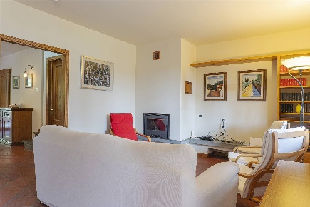 Foto Villa a schiera a Massa e Cozzile Margine Coperta Traversagna