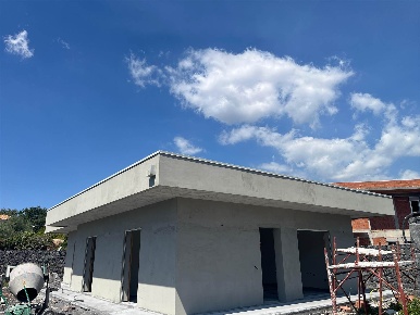 Foto Villa unifamiliare a San Pietro Clarenza Centro di 105 m² con 4 locali