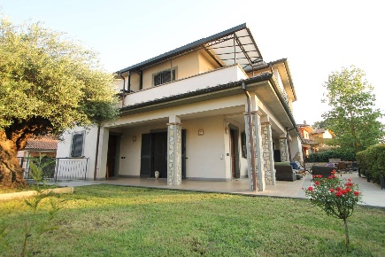 Foto Villa unifamiliare in via donatori di sangue, Soriano nel Cimino