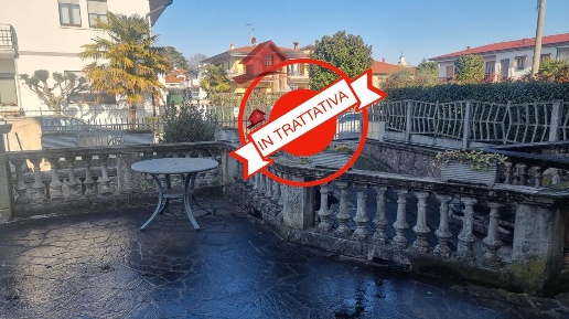 Foto Appartamento a Brembate Centro di 102 m² con 4 locali in vendita