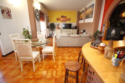 Foto Appartamento in Via nazario sauro 11, Gorla Minore in vendita