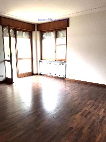 Foto Appartamento in VIA Copetta 24, Dronero Centro di 135 m² con 4 locali