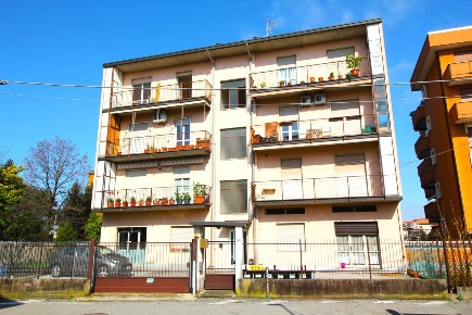 Foto Appartamento in Via Fabio Filzi 11, Marnate Centrale di 90 m²