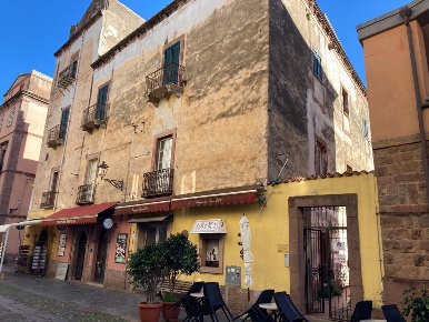 Foto Appartamento in Corso Vittorio Emanuele II 84, Bosa Centro di 259 m²