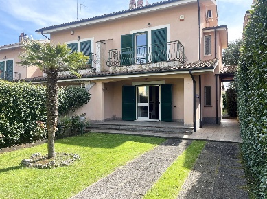 Foto Villa a schiera in Via Giovanni Pergolesi 4D, Nepi in vendita