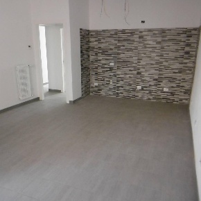 Foto Appartamento in Roma 1, Fiscaglia Migliaro di 80 m² con 3 locali
