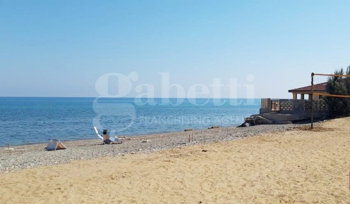 Foto Villa a schiera in Via Himera 16, Campofelice di Roccella di 60 m²